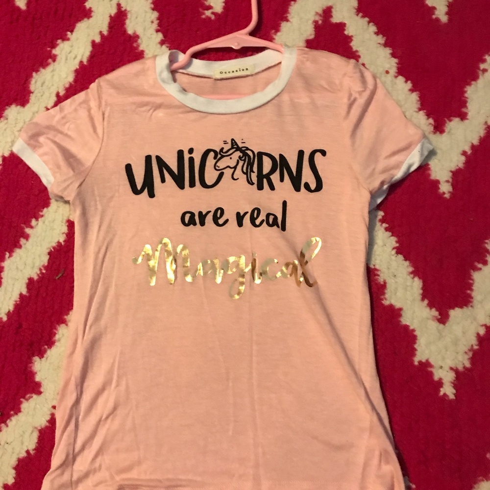 girls pink unicorn shirt